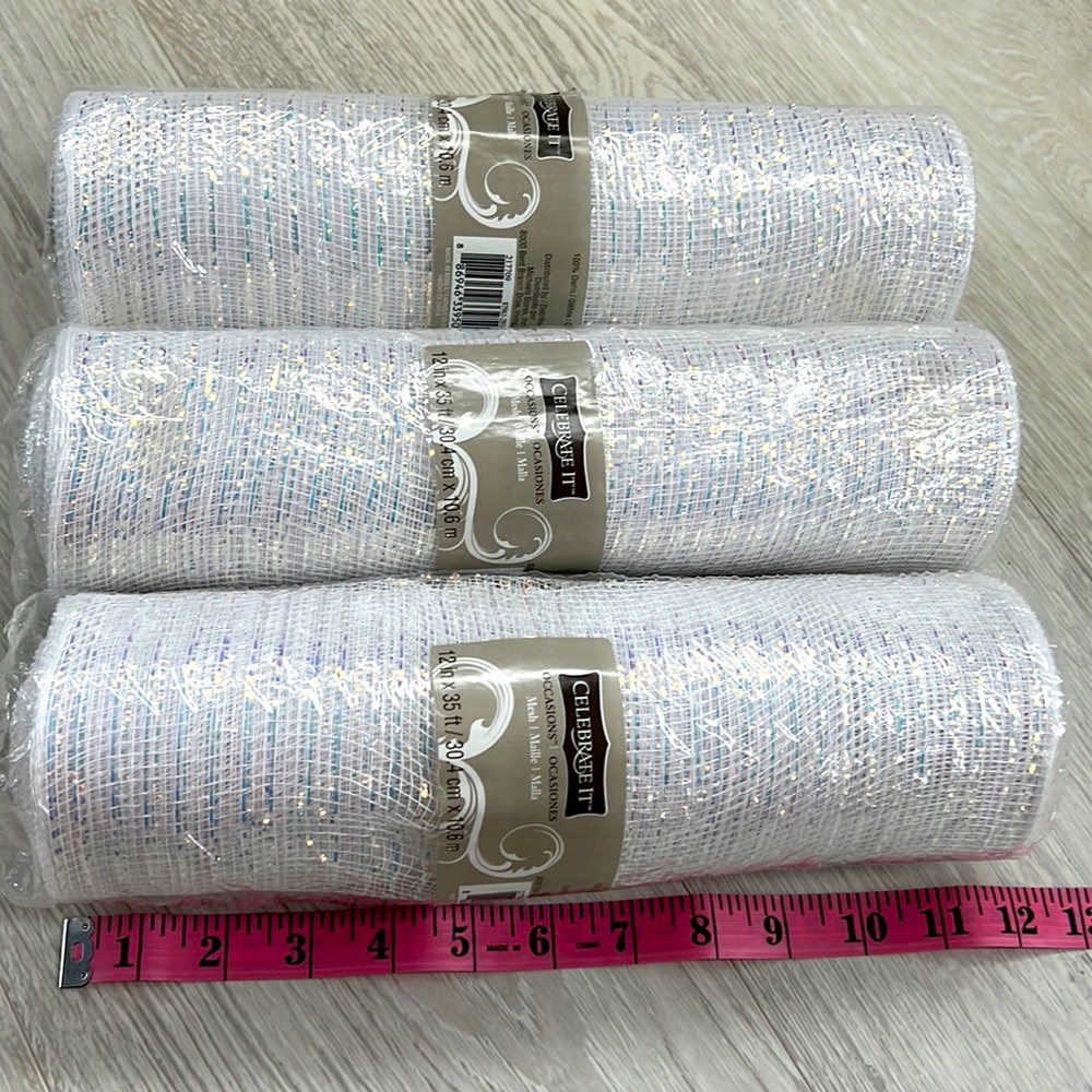 Celebrate It set of 3 Premium Mesh in White and teal/light blue color